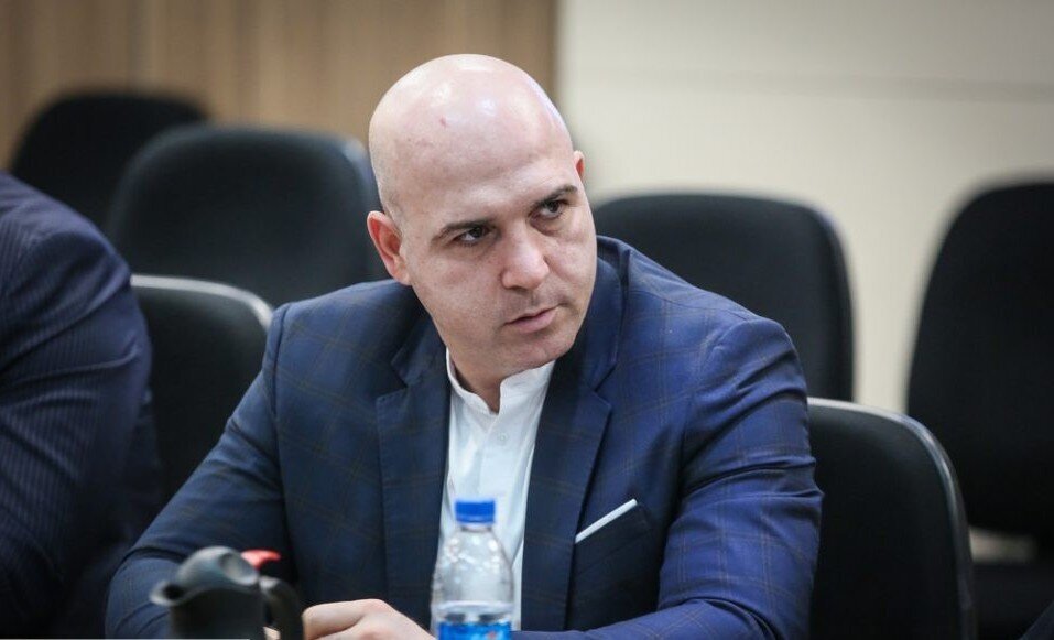 قیمت ارز و طلا ارزان می‌شوند؟/ دبیر کانون صرافان: جنگ چشم‌اندازها را تغییر داد