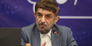 آقامحمدی: شرط ماندن در چرخه تغییرات جهانی، ترمیم اقتصاد کشور است