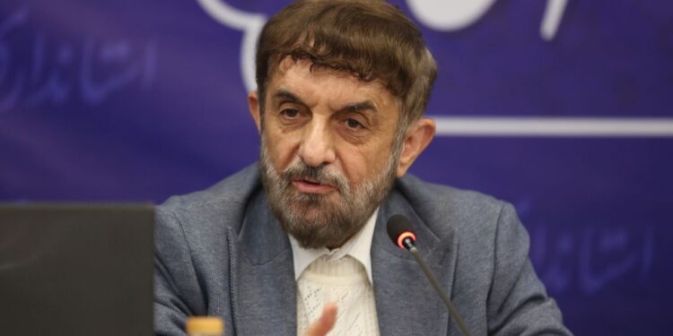 آقامحمدی: شرط ماندن در چرخه تغییرات جهانی، ترمیم اقتصاد کشور است