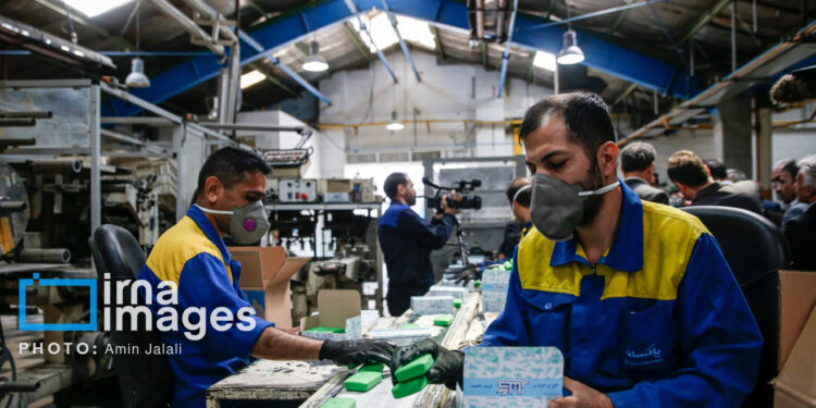 توزیع تسهیلات قرض‌الحسنه اشتغال‌زایی به بانک‌های عامل ابلاغ شد