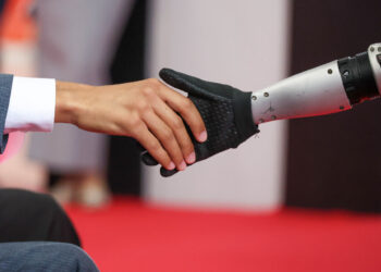 حاکمیت داده و نقش هوش مصنوعی در تحول صنعت بیمه