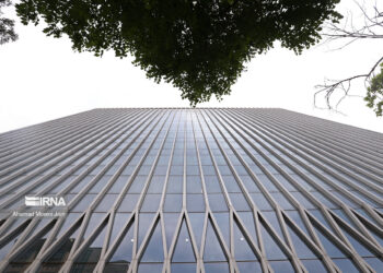 شاخص بورس ۲۷ هزار واحد رشد کرد