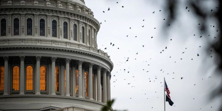 تاثیر تعطیلی دولت آمریکا بر طلا؛ سپتامبر برای فلز زرد سنگ‌تمام گذاشت!