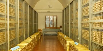 لجبازی ایتالیا بر سر فروش ذخایر طلا؛ رُم «جفت‌شش» آورد