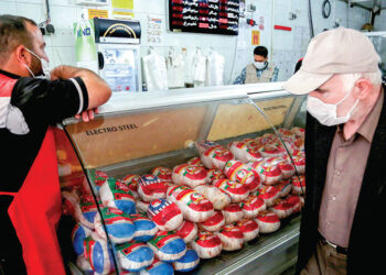 مرغ دوباره گران شد/ قیمت مرغ در پایان آبان‌ماه از ۲۰۰ هزار تومان هم عبور می‌کند؟