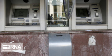 سقف برداشت از دستگاه‌های خودپرداز به ۵ میلیون ریال افزایش یافت